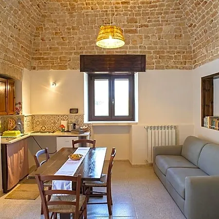 Oda ve Kahvaltı Il Brigante Alberobello